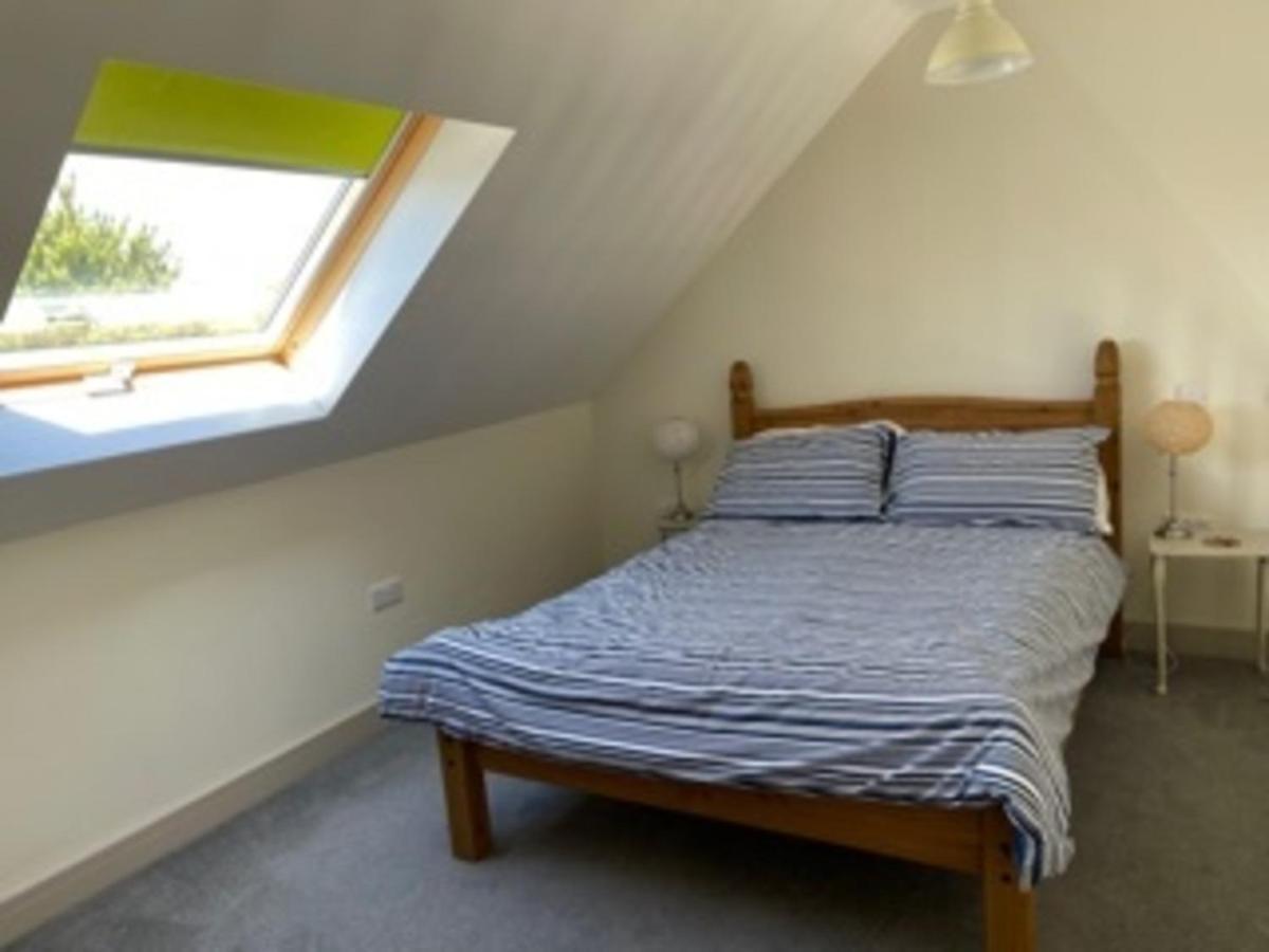 Bike Shed - Beautiful 1-Bed Cottage In Shorwell ภายนอก รูปภาพ